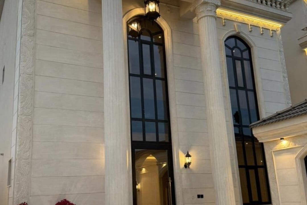 دوبلكسات فاخرة للبيع بحي العزيزية